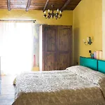 Su Cuccumeu Casa de Férias Seui