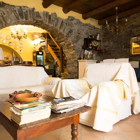 Su Cuccumeu 펜션 Seui